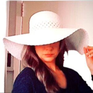 Paper Straw Hat Floppy Wide Brim Color Beige W/ Beautiful Polka Dotted Ribbon